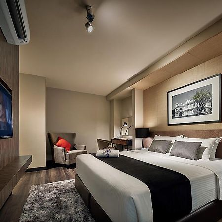 Maritime Luxury Suites George Town Buitenkant foto