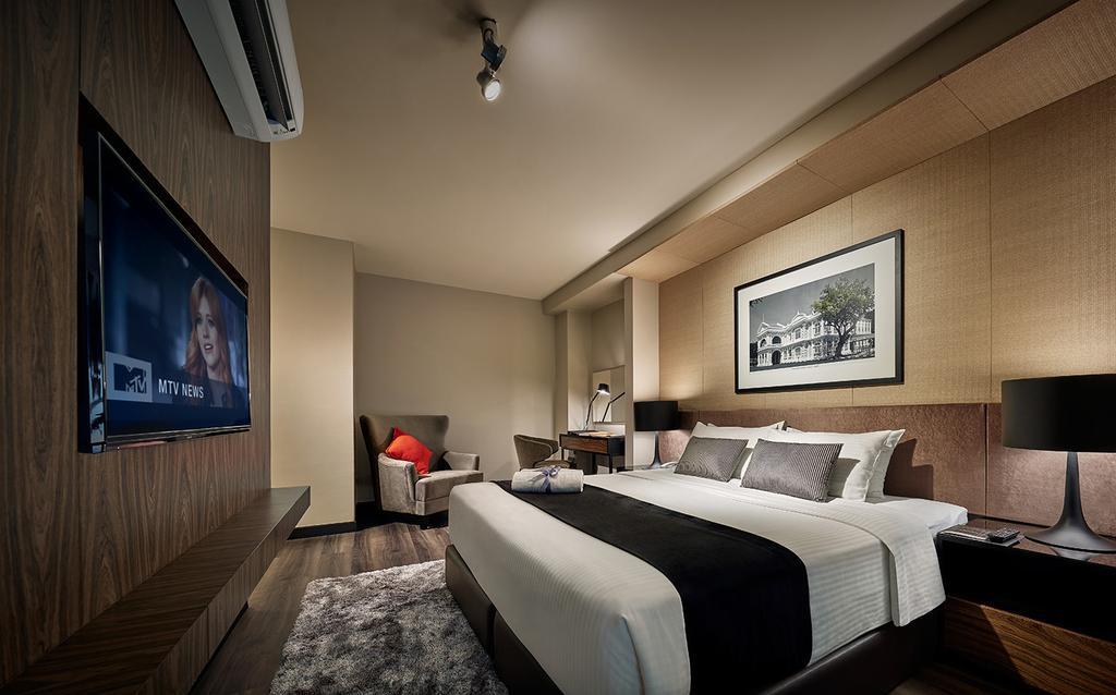 Maritime Luxury Suites George Town Buitenkant foto